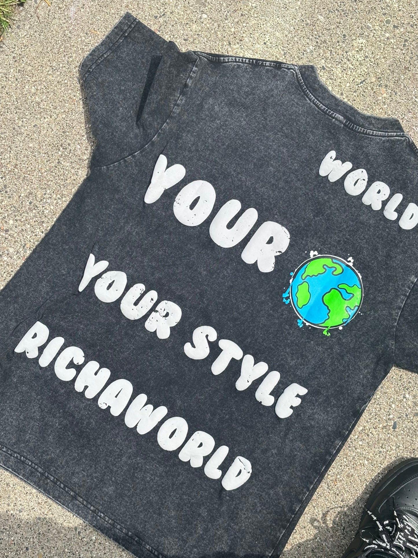 RichaWorld”Black Acid” Tshirt